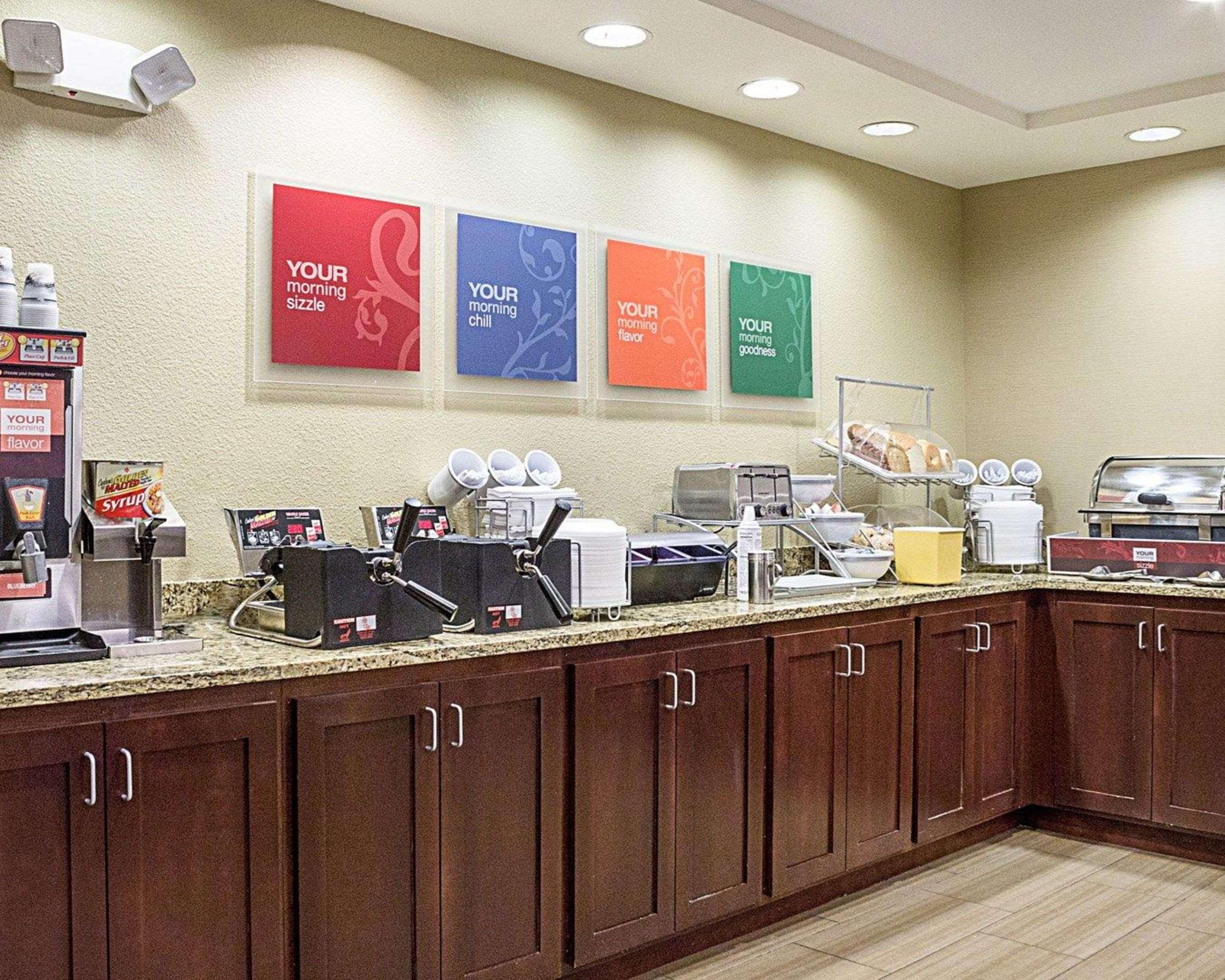 Comfort Suites Minot Ngoại thất bức ảnh