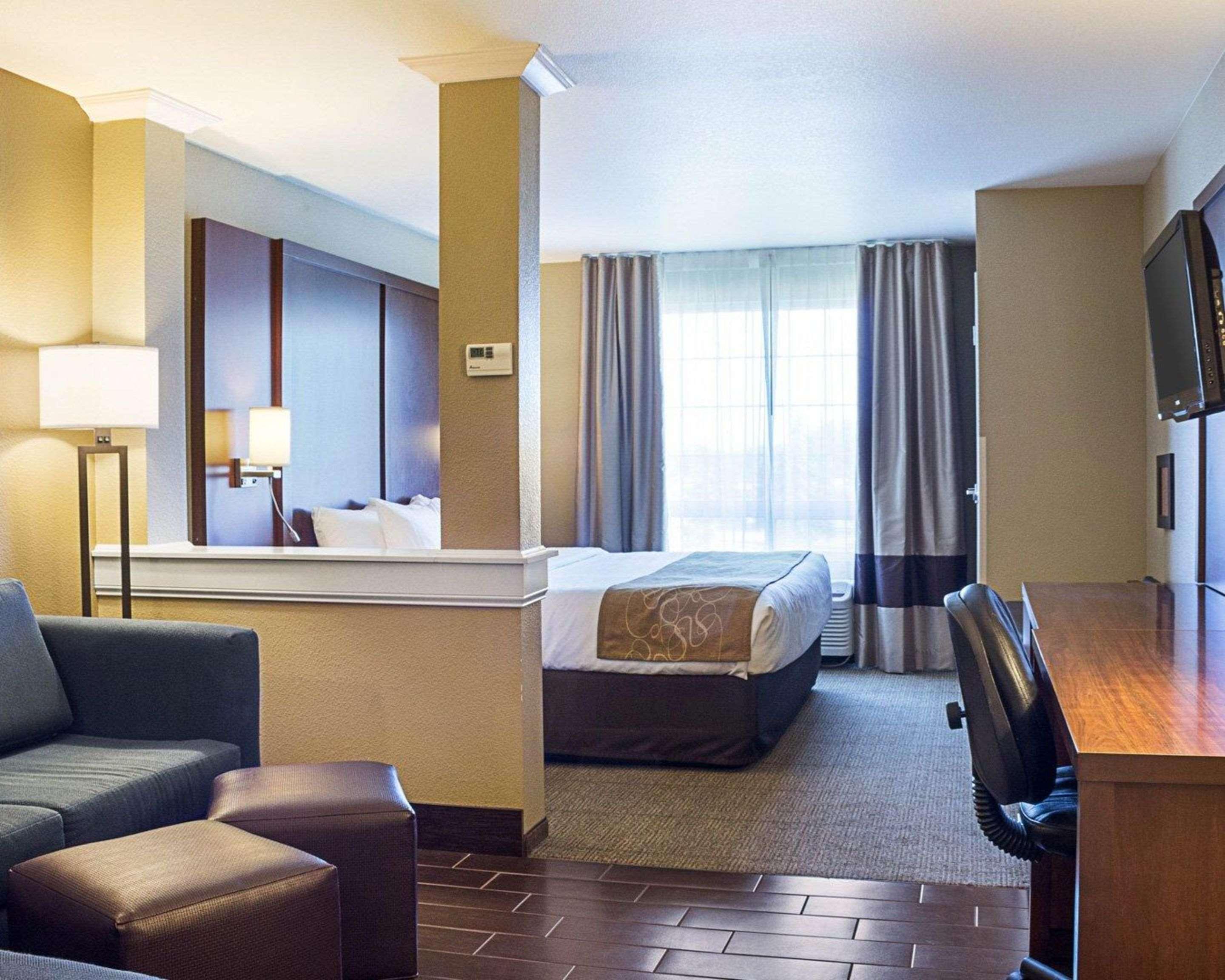 Comfort Suites Minot Ngoại thất bức ảnh
