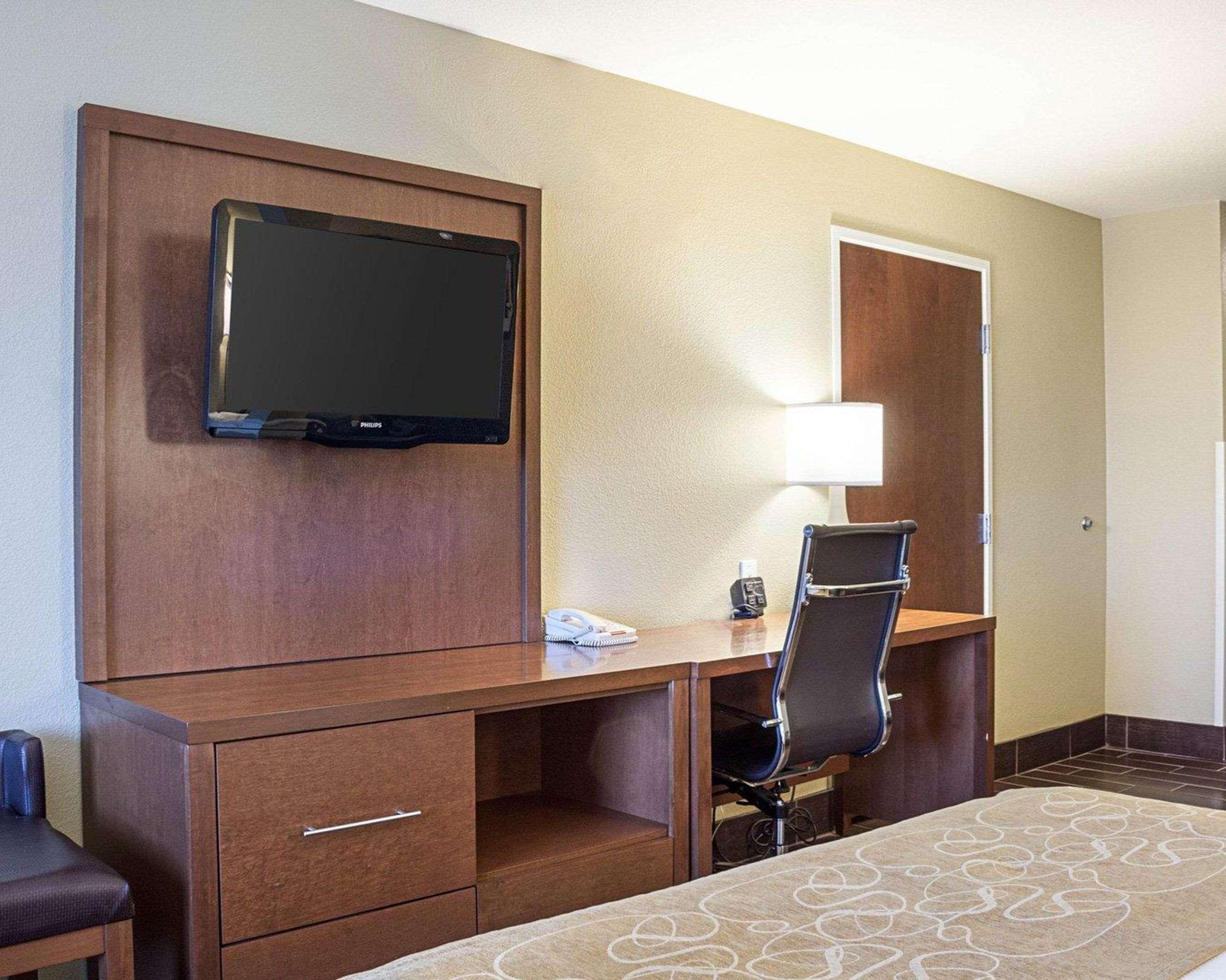 Comfort Suites Minot Ngoại thất bức ảnh