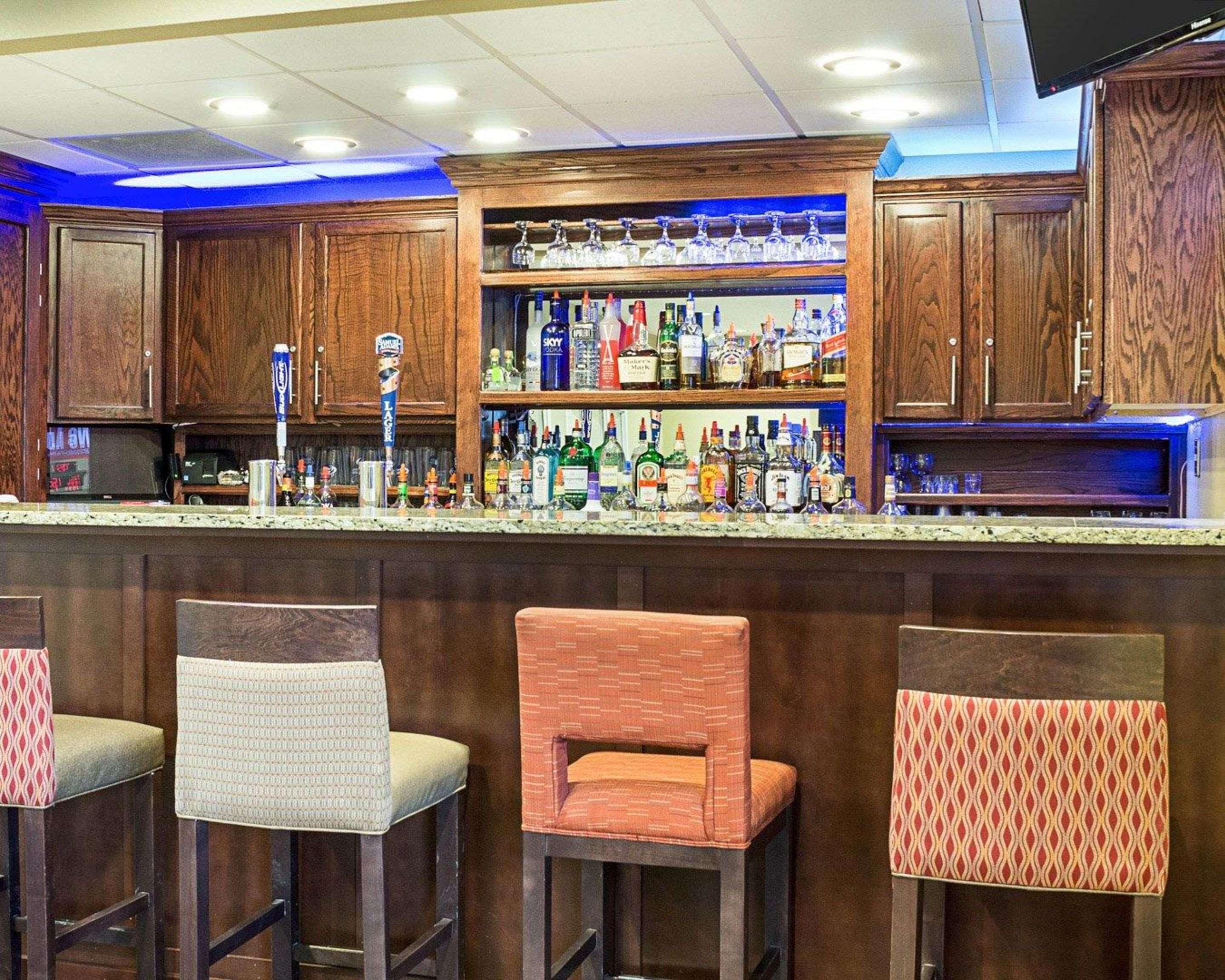 Comfort Suites Minot Ngoại thất bức ảnh