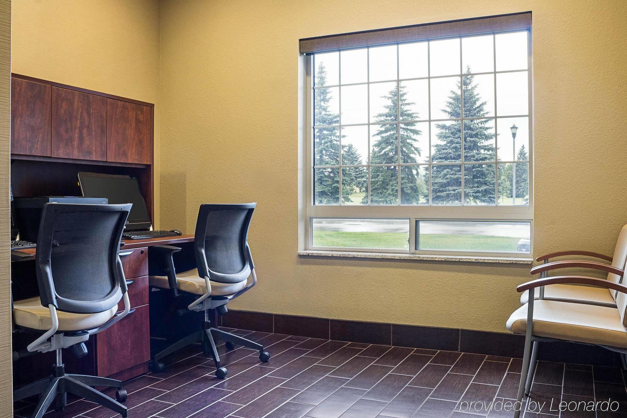 Comfort Suites Minot Ngoại thất bức ảnh