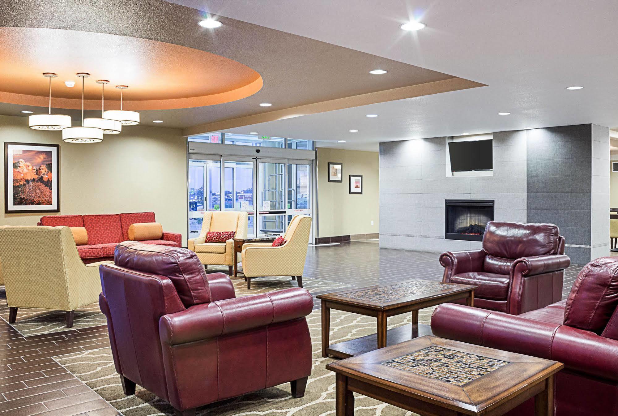 Comfort Suites Minot Ngoại thất bức ảnh
